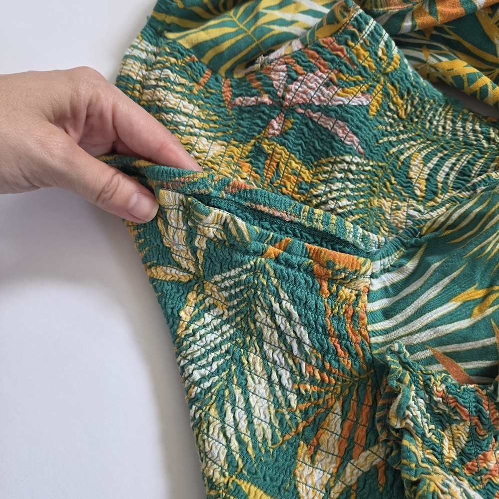 Betsey Johnson Tropical Leaf Print Smocked Ruffled Maxi Dress in a green palm XL - Picture 5 of 7